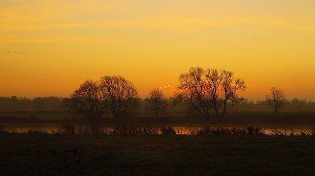 免费下载 Landscape Water Sunrise - 可使用 GIMP 在线图像编辑器编辑的免费照片或图片