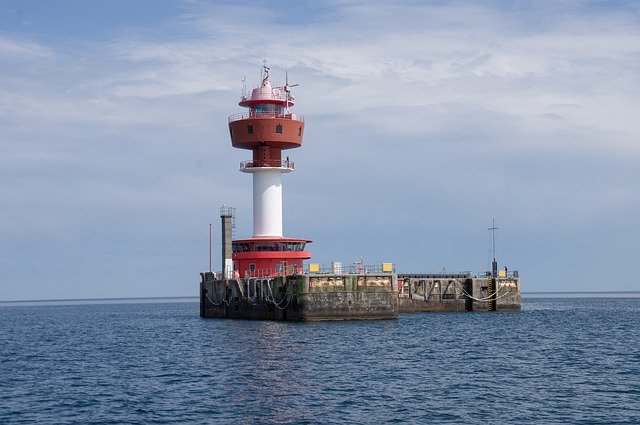 ດາວ​ໂຫຼດ​ຟຣີ Lighthouse Island - ຮູບ​ພາບ​ຟຣີ​ຫຼື​ຮູບ​ພາບ​ທີ່​ຈະ​ໄດ້​ຮັບ​ການ​ແກ້​ໄຂ​ກັບ GIMP ອອນ​ໄລ​ນ​໌​ບັນ​ນາ​ທິ​ການ​ຮູບ​ພາບ​