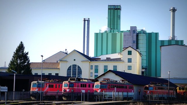 Free download locomotive train remise transport free picture to be edited with GIMP free online image editor