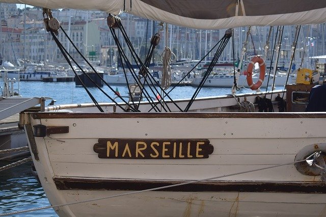 ดาวน์โหลดฟรี Marseille Port Boat - รูปถ่ายหรือรูปภาพฟรีที่จะแก้ไขด้วยโปรแกรมแก้ไขรูปภาพออนไลน์ GIMP