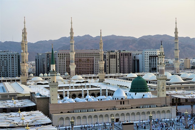 Free download masjid nabawi i ve to medina medina free picture to be edited with GIMP free online image editor