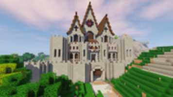 Free download Minecraft: Roofed Castle - Screenshot free photo or picture to be edited with GIMP online image editor