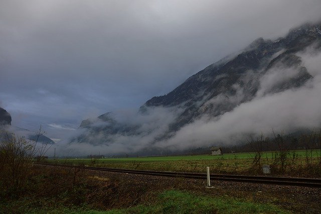 বিনামূল্যে ডাউনলোড করুন Mountains Weather Clouds - বিনামূল্যে ছবি বা ছবি GIMP অনলাইন ইমেজ এডিটর দিয়ে সম্পাদনা করা হবে