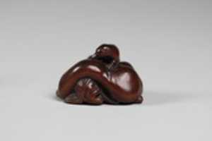 Free download Netsuke: Hachi Jo Jiki Kintama free photo or picture to be edited with GIMP online image editor