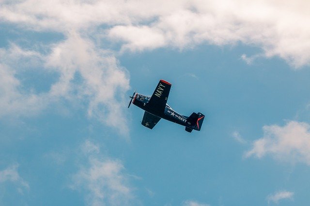 Free download north american t 28b plane flying free picture to be edited with GIMP free online image editor