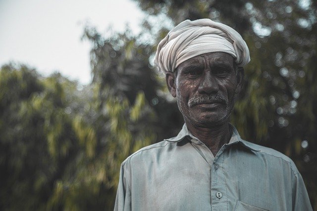 Free download old face man sad story male eyes free picture to be edited with GIMP free online image editor