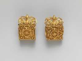 Free download Pair of gold a baule earrings free photo or picture to be edited with GIMP online image editor