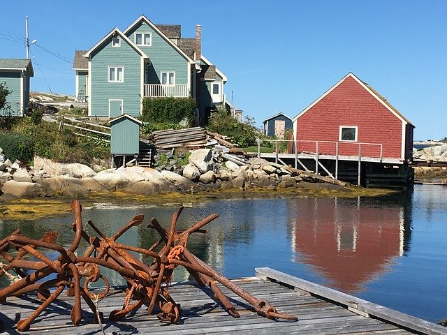 免费下载 Peggy S Cove Rusty Anchors Houses - 使用 GIMP 在线图像编辑器编辑的免费照片或图片