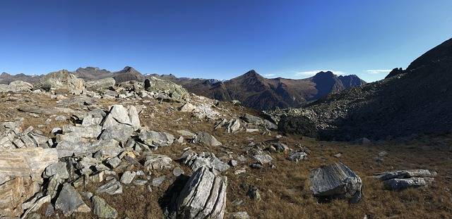 Kostenloser Download piz rote runde Düse Alpenroute kostenloses Bild, das mit GIMP kostenloser Online-Bildbearbeitung bearbeitet werden kann