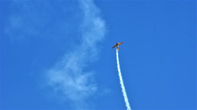 ດາວ​ໂຫຼດ​ຟຣີ Plane Track Climbing - ຮູບ​ພາບ​ຟຣີ​ຫຼື​ຮູບ​ພາບ​ທີ່​ຈະ​ໄດ້​ຮັບ​ການ​ແກ້​ໄຂ​ກັບ GIMP ອອນ​ໄລ​ນ​໌​ບັນ​ນາ​ທິ​ການ​ຮູບ​ພາບ​