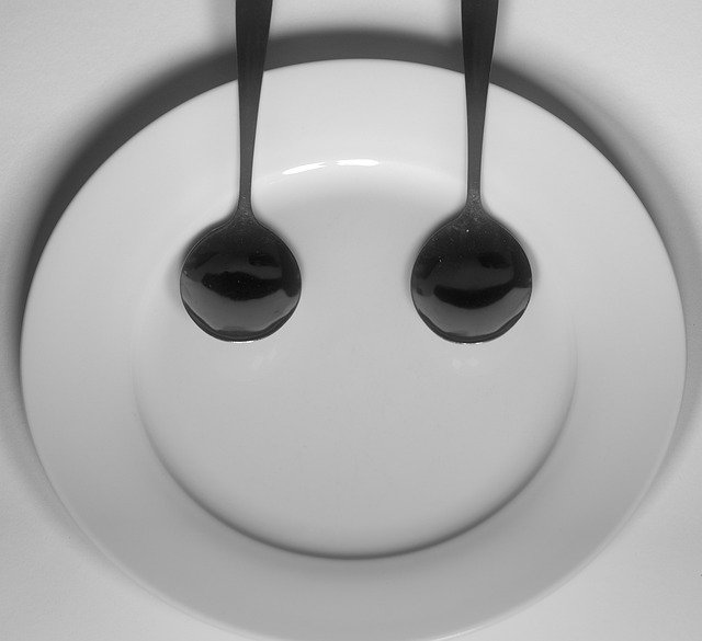 Free download plate smiliy spoon laugh face free picture to be edited with GIMP free online image editor