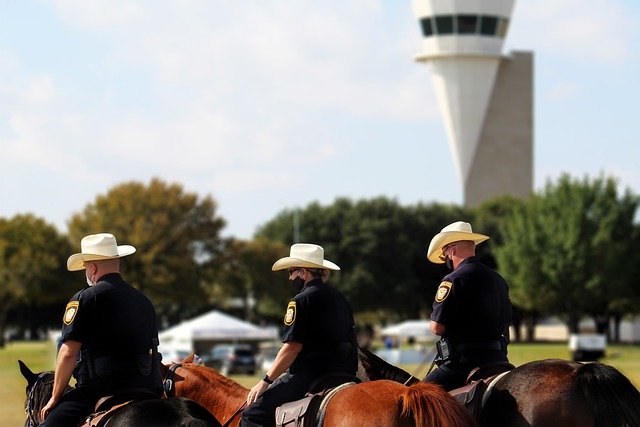 Free download police men horses horse riding free picture to be edited with GIMP free online image editor