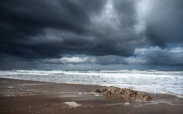 Descarga gratuita Portugal Sea Beach - foto o imagen gratis y gratuita para editar con el editor de imágenes en línea GIMP