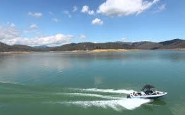 Lake Eildon Houseboats מחנות האינטרנט של Chrome יופעלו עם OffiDocs Chromium באינטרנט