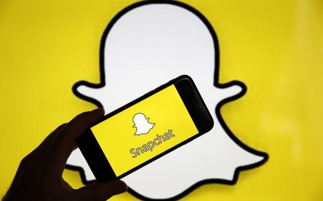 Snapchat Messenger Review  from Chrome web store to be run with OffiDocs Chromium online