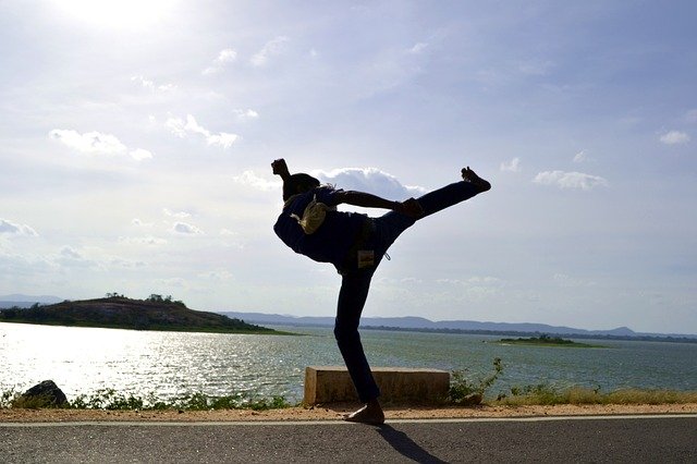 Free download side kick kick martial arts kung fu free picture to be edited with GIMP free online image editor