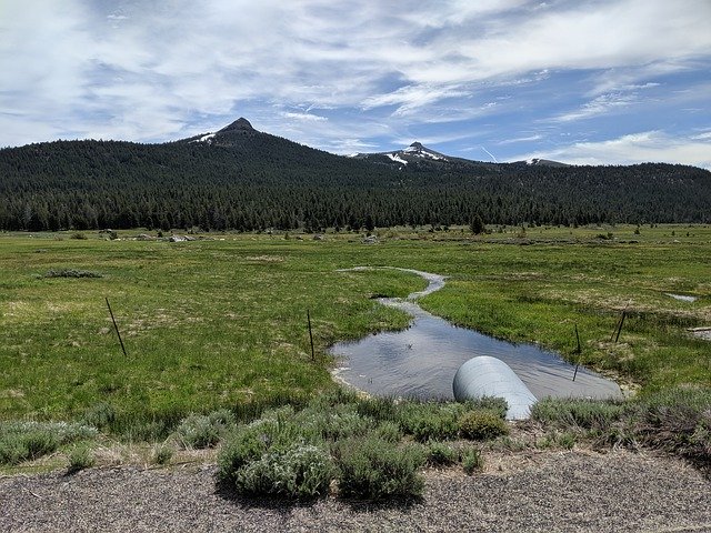 ດາວໂຫລດ Stream Mountain Landscape - ບໍ່ເສຍຄ່າຮູບພາບຫຼືຮູບພາບທີ່ຈະແກ້ໄຂດ້ວຍຕົວແກ້ໄຂຮູບພາບອອນໄລນ໌ GIMP