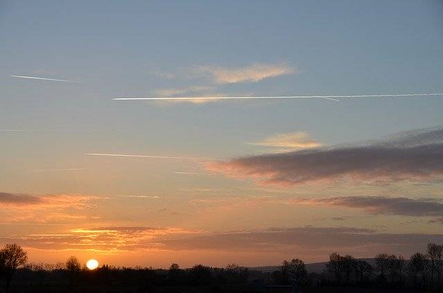 Безкоштовно завантажте безкоштовний фотошаблон Sun Morning Sky для редагування в онлайн-редакторі зображень GIMP