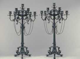 Descargue gratis una foto o imagen gratuita de candelabro de estilo griego de diez luces (uno de un par) para editar con el editor de imágenes en línea GIMP