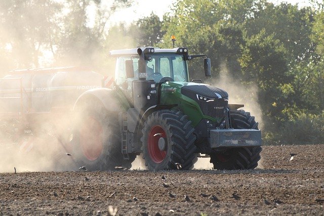 Free download tractor agriculture nature free picture to be edited with GIMP free online image editor