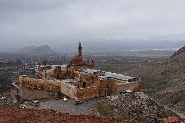 ดาวน์โหลดฟรี Turkey Ache Palace - ภาพถ่ายหรือรูปภาพฟรีที่จะแก้ไขด้วยโปรแกรมแก้ไขรูปภาพออนไลน์ GIMP