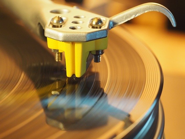 Free download turntable vinyl analog music hi fi free picture to be edited with GIMP free online image editor