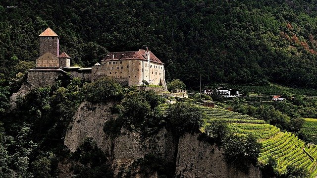 Téléchargement gratuit des montagnes du Tyrol en Italie - photo ou image gratuite à éditer avec l'éditeur d'images en ligne GIMP