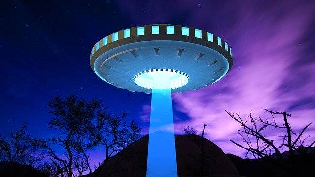 Бесплатно скачать Ufo Alien Spaceship - бесплатную иллюстрацию для редактирования с помощью бесплатного онлайн-редактора изображений GIMP