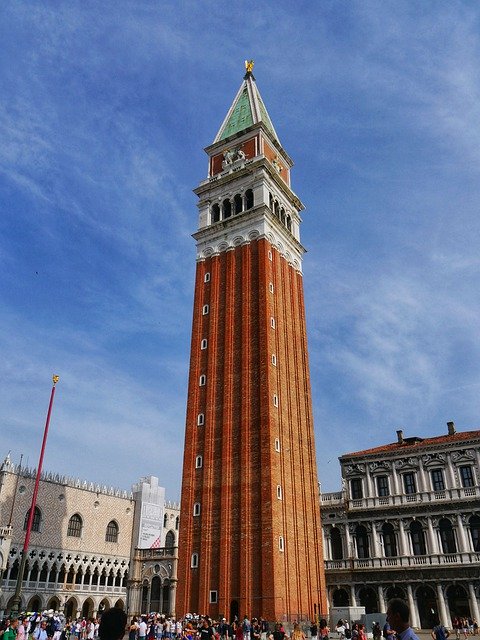 Скачать бесплатно Venice St MarkS Square Tourists - бесплатное фото или изображение для редактирования с помощью онлайн-редактора GIMP