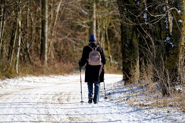 Free download winter snow woman old on foot free picture to be edited with GIMP free online image editor