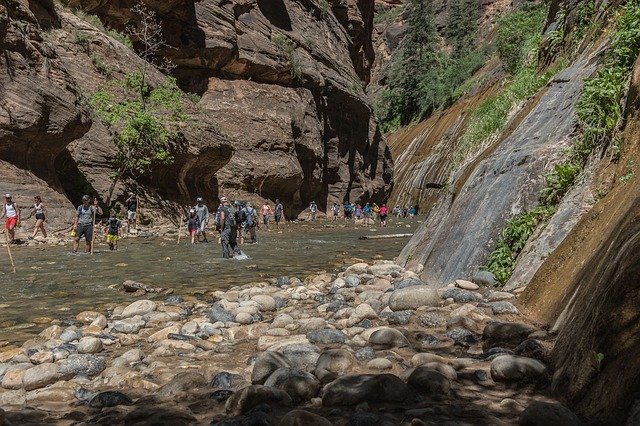 免费下载 Zion Water Walk - 免费使用 GIMP 在线图像编辑器编辑的免费照片或图片