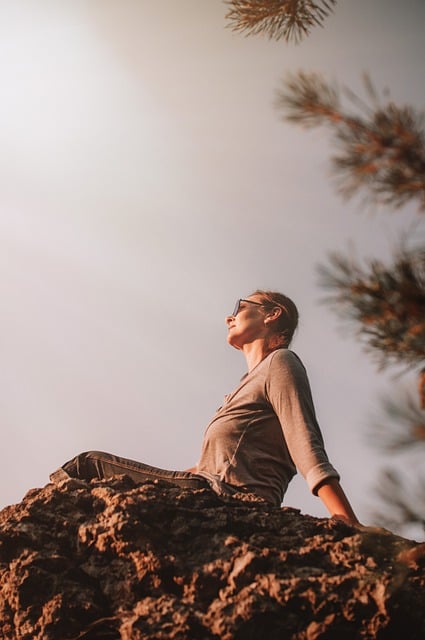 Free download young woman dreaming mountains free picture to be edited with GIMP free online image editor