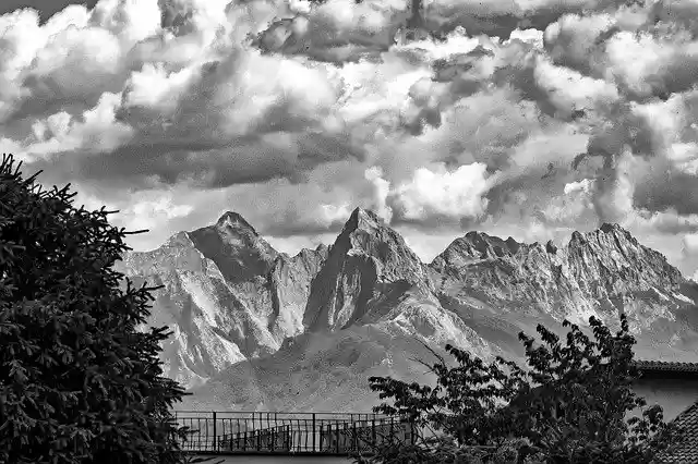 Free download Apuane Alps Tuscany -  free photo or picture to be edited with GIMP online image editor