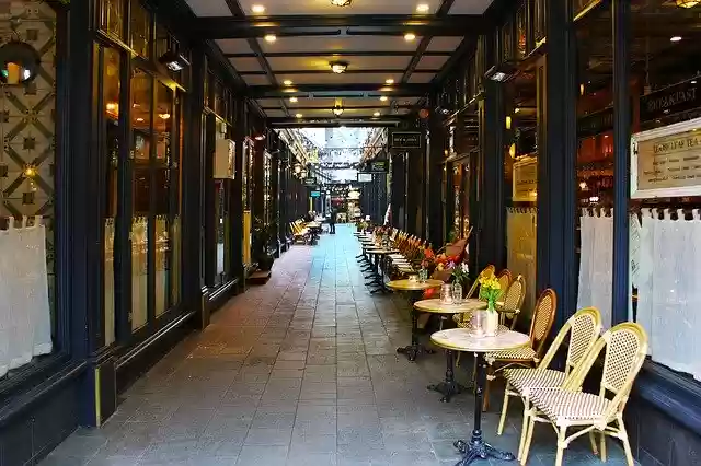 免费下载 Arcade Walkway Passage Alleyway 免费照片模板，可使用 GIMP 在线图像编辑器进行编辑