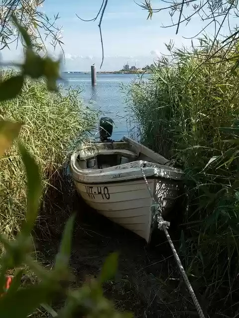 免费下载 Boat Green Lake - 可使用 GIMP 在线图像编辑器编辑的免费照片或图片