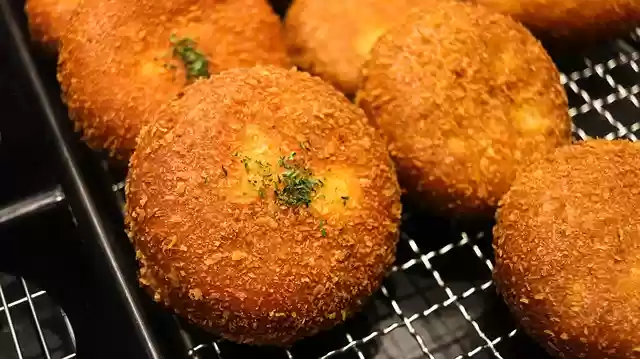 Free download bread croquette donut powder free picture to be edited with GIMP free online image editor