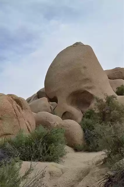 ດາວ​ໂຫຼດ​ຟຣີ California America Desert - ຮູບ​ພາບ​ຟຣີ​ຫຼື​ຮູບ​ພາບ​ທີ່​ຈະ​ໄດ້​ຮັບ​ການ​ແກ້​ໄຂ​ກັບ GIMP ອອນ​ໄລ​ນ​໌​ບັນ​ນາ​ທິ​ການ​ຮູບ​ພາບ​