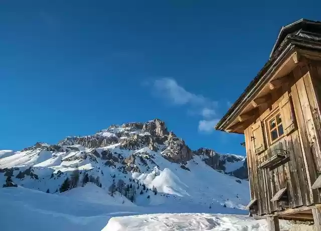 ดาวน์โหลดเทมเพลตรูปภาพฟรีของ Chalet Trentino Alto Adige เพื่อแก้ไขด้วยโปรแกรมแก้ไขรูปภาพออนไลน์ GIMP