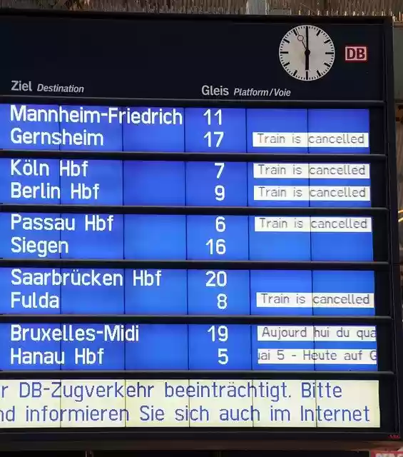 قم بتنزيل صورة مجانية لإضراب محطة السكك الحديدية deutsche bahn لتحريرها باستخدام محرر الصور المجاني عبر الإنترنت GIMP