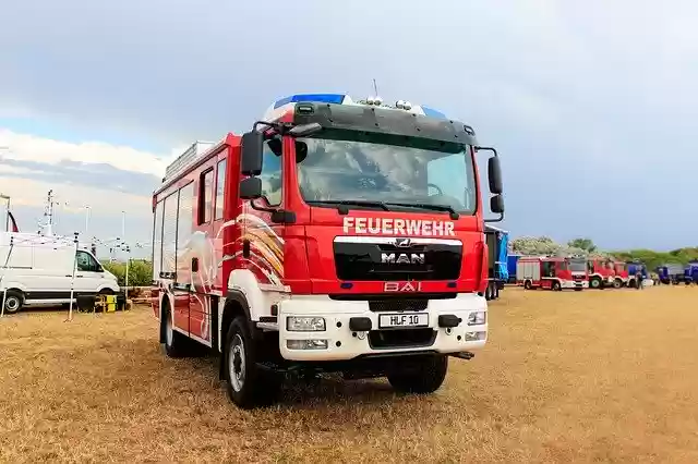 Бесплатная загрузка Fire Truck Vehicles - бесплатное фото или изображение для редактирования с помощью онлайн-редактора изображений GIMP