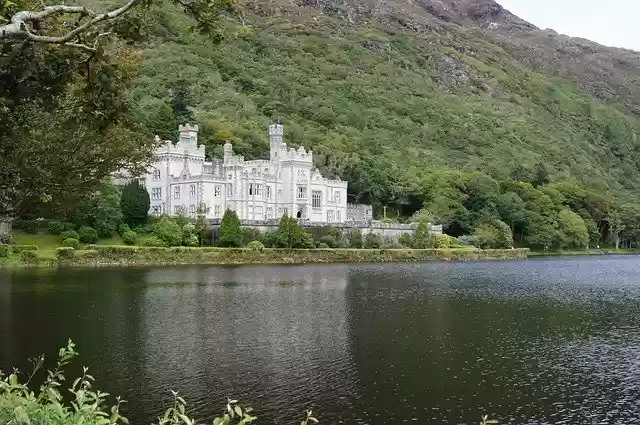 Ücretsiz indir Kylemore Abbey Lake Castle ücretsiz fotoğraf şablonu, GIMP çevrimiçi resim düzenleyici ile düzenlenebilir