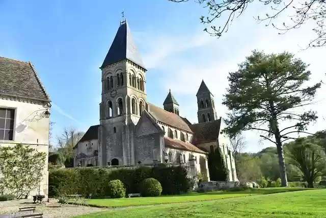 Free download notre dame de morienval france free picture to be edited with GIMP free online image editor