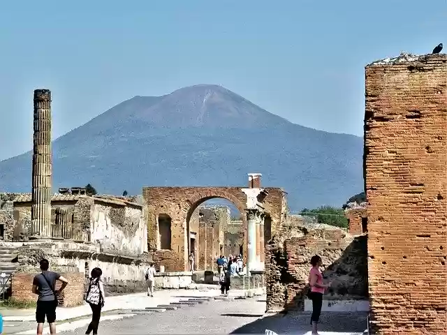 Free download Pompeii Vesuvius Italy -  free photo or picture to be edited with GIMP online image editor