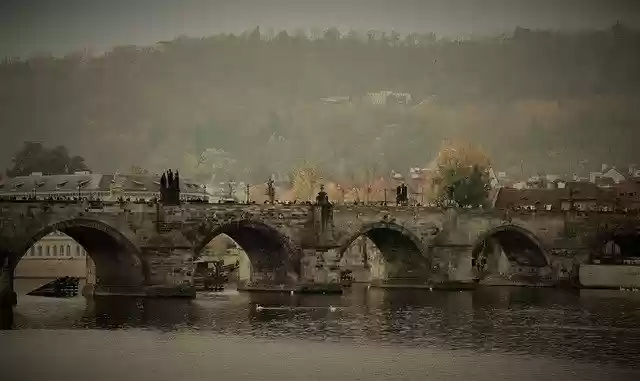 Бесплатно скачайте бесплатный шаблон фотографии Prague Czech Republic Tourism для редактирования с помощью онлайн-редактора изображений GIMP