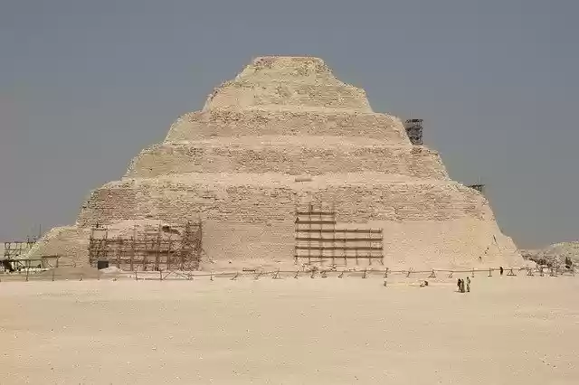 Безкоштовно завантажити Pyramids Egypt Pyramid - безкоштовне фото або зображення для редагування за допомогою онлайн-редактора зображень GIMP