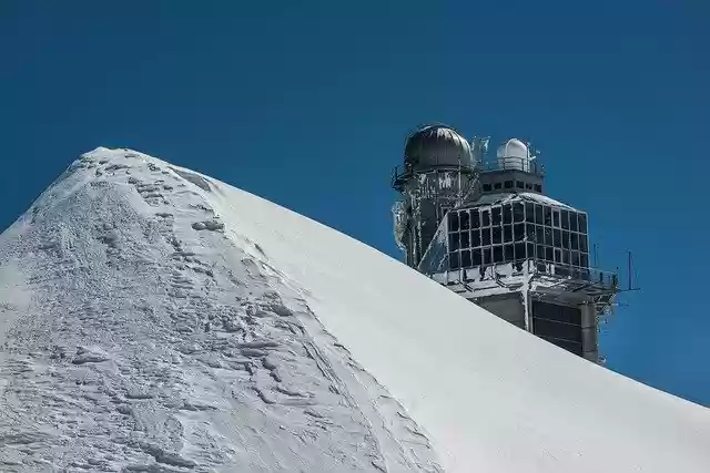 ดาวน์โหลดฟรี Switzerland Jungfraujoch Alpine - ภาพถ่ายหรือรูปภาพฟรีที่จะแก้ไขด้วยโปรแกรมแก้ไขรูปภาพออนไลน์ GIMP