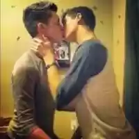 دانلود رایگان Two Gay Teens Kissing - عکس یا عکس رایگان برای ویرایش با ویرایشگر تصویر آنلاین GIMP